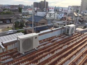 室外機