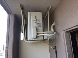 エアコン室外機